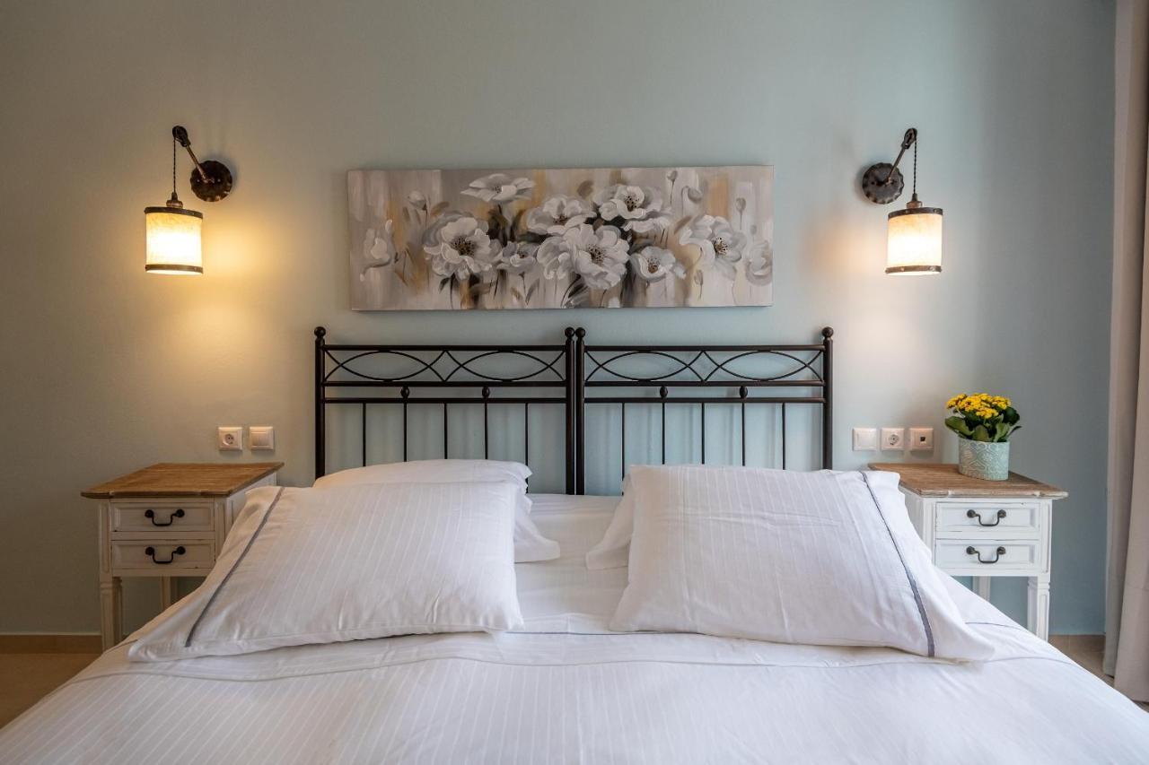 Niriides Luxury Studios Astypalaia Экстерьер фото