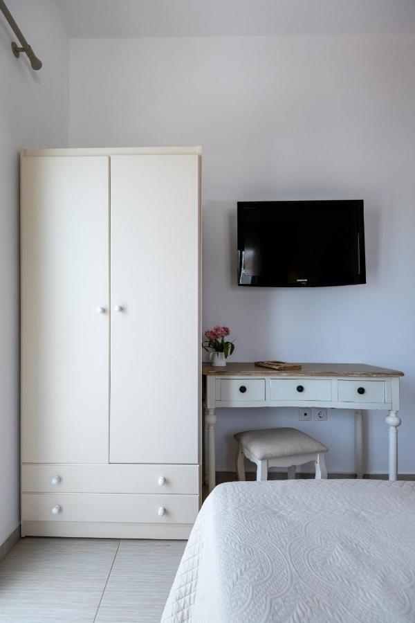 Niriides Luxury Studios Astypalaia Экстерьер фото