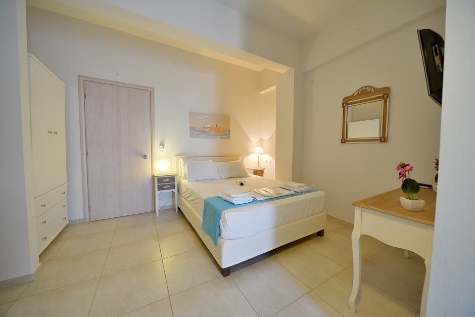 Niriides Luxury Studios Astypalaia Экстерьер фото